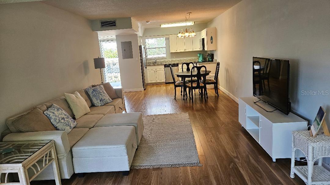 Image 4 of 17 For 9950 47th Avenue N 303