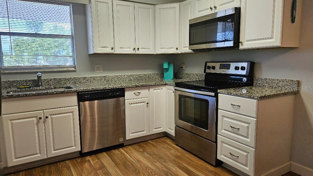 Image 8 of 17 For 9950 47th Avenue N 303