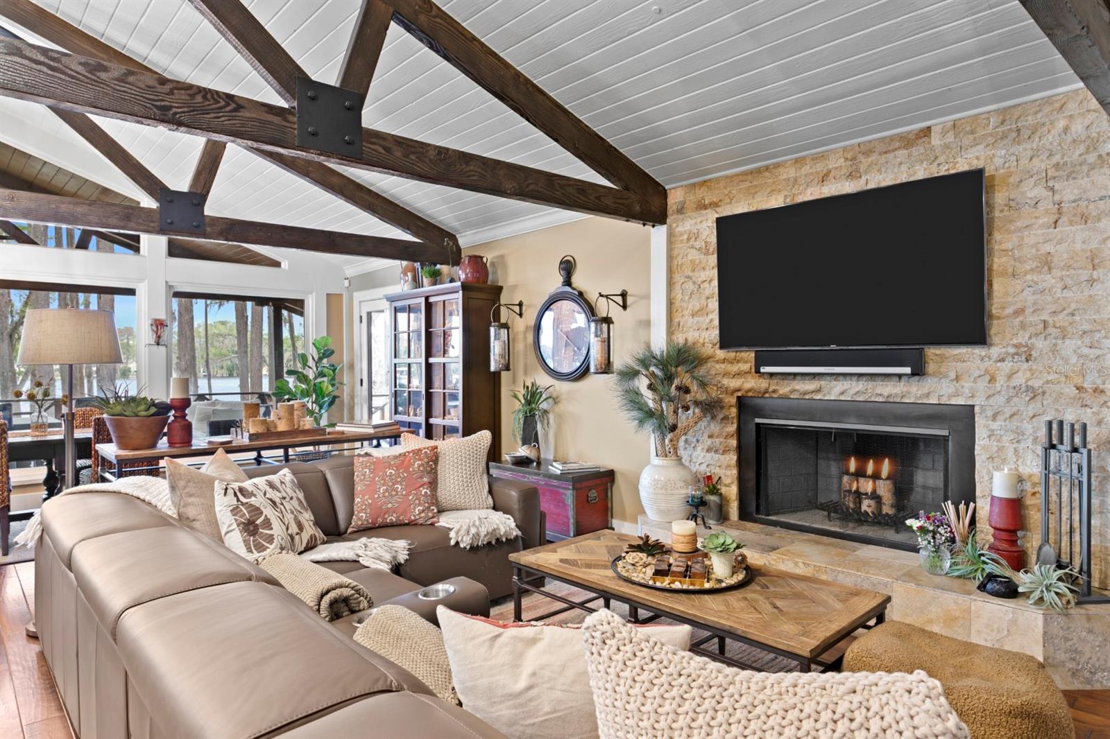 Listing photo id 26 for 8817 Roberts Road