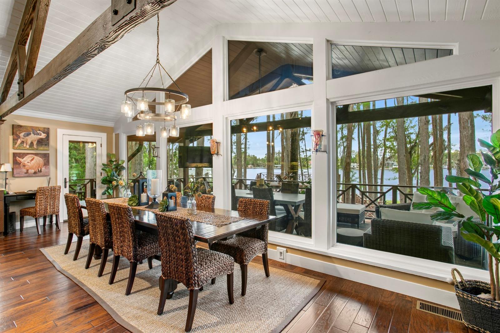 Listing photo id 28 for 8817 Roberts Road