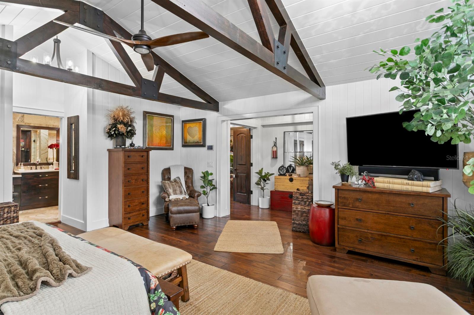 Listing photo id 33 for 8817 Roberts Road