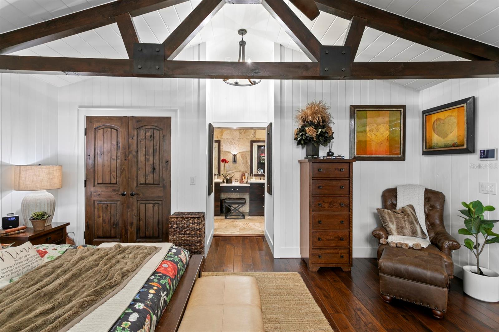 Listing photo id 34 for 8817 Roberts Road