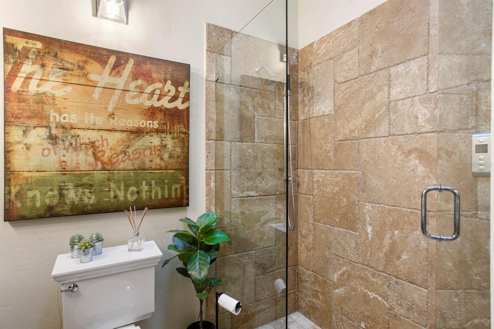 Listing photo id 43 for 8817 Roberts Road