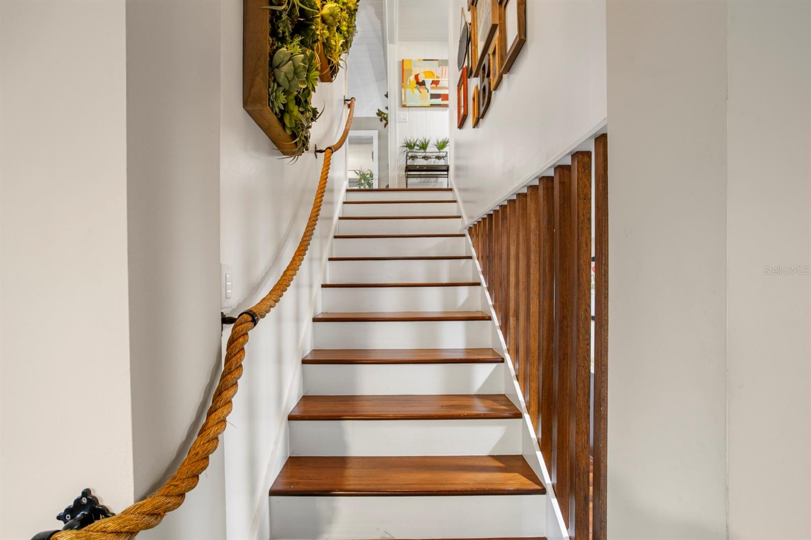 Listing photo id 48 for 8817 Roberts Road