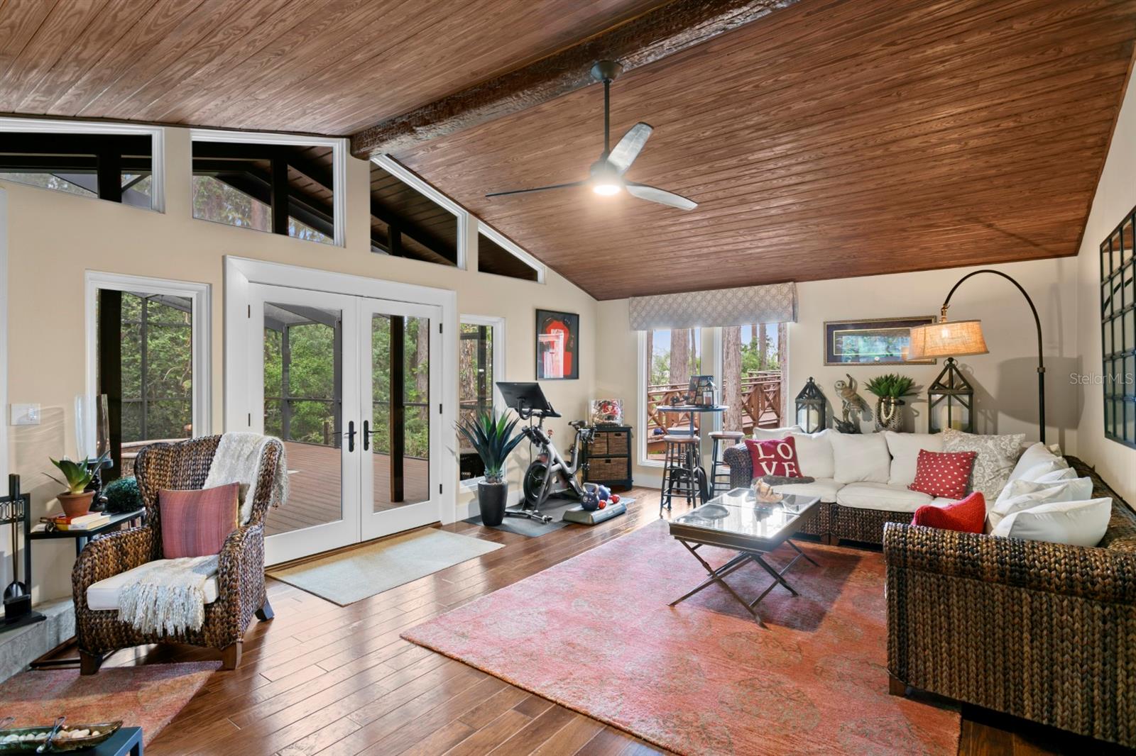 Listing photo id 49 for 8817 Roberts Road