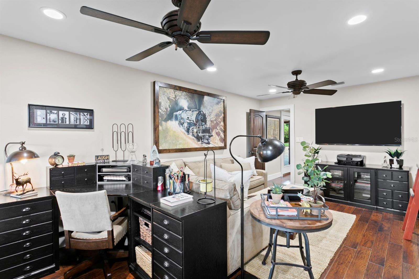 Listing photo id 62 for 8817 Roberts Road