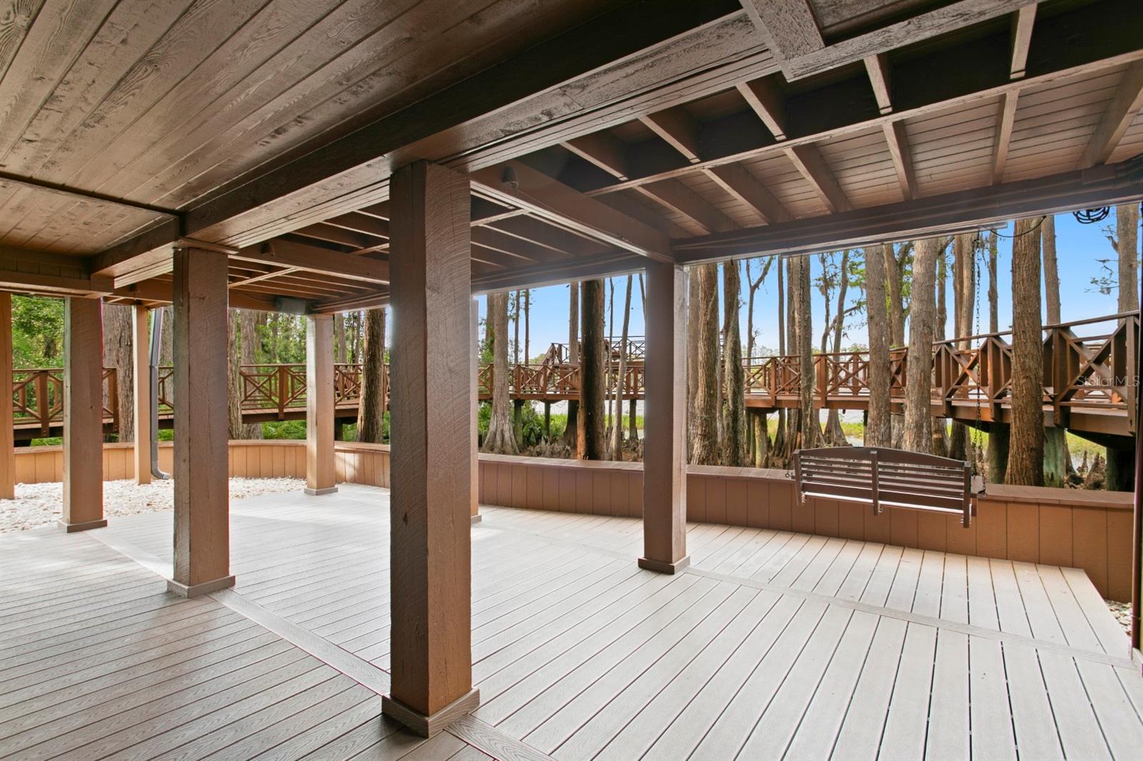 Listing photo id 64 for 8817 Roberts Road