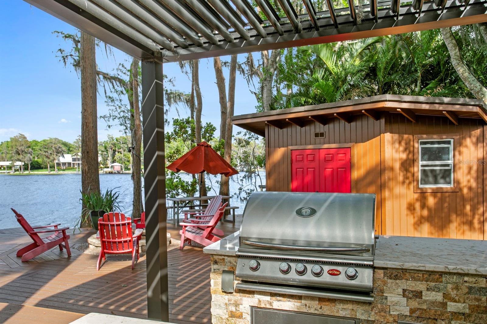 Listing photo id 76 for 8817 Roberts Road