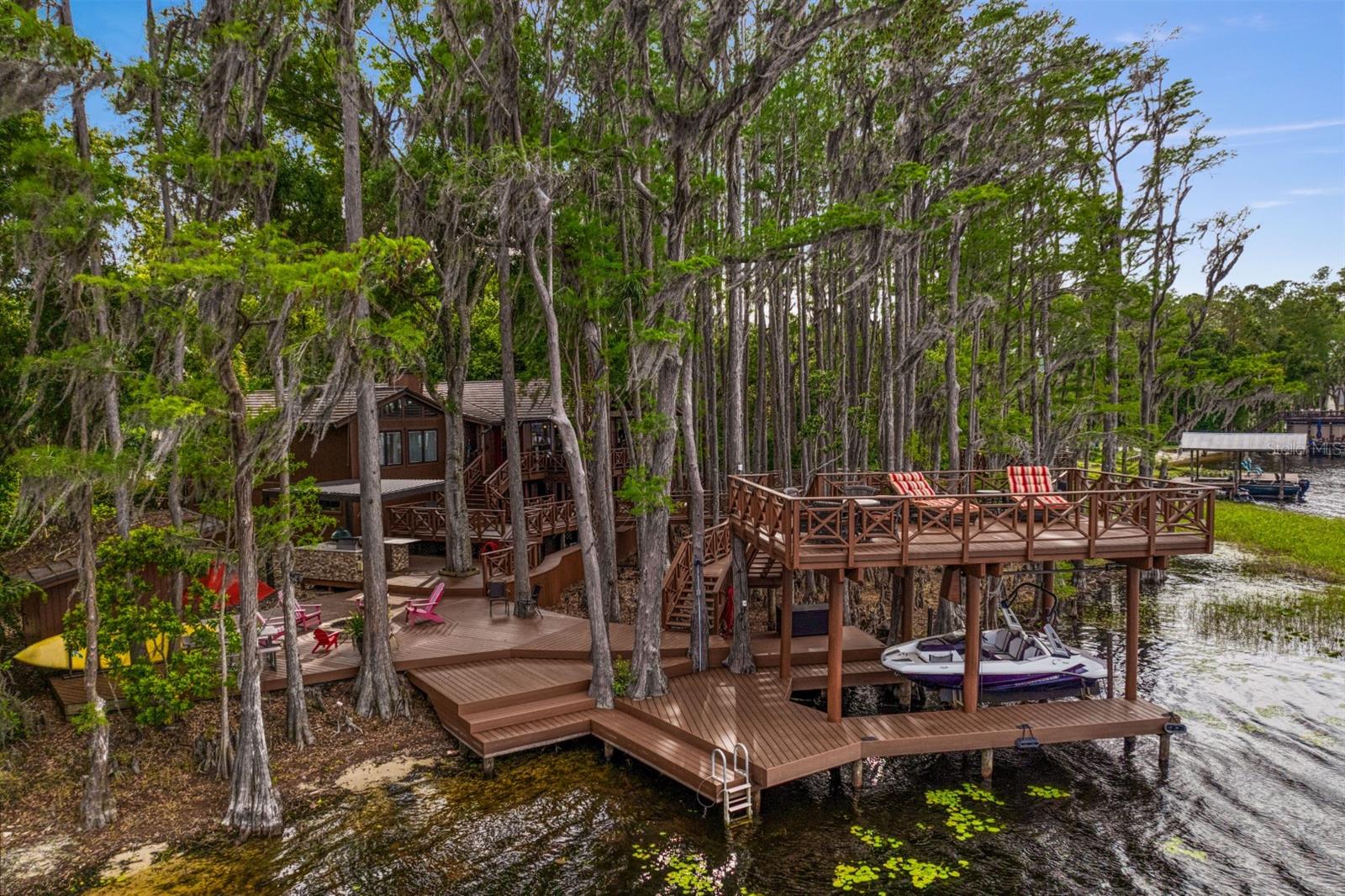Listing photo id 6 for 8817 Roberts Road