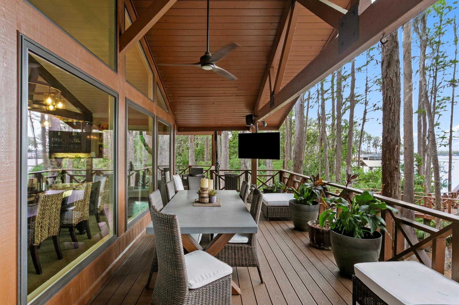 Listing photo id 79 for 8817 Roberts Road