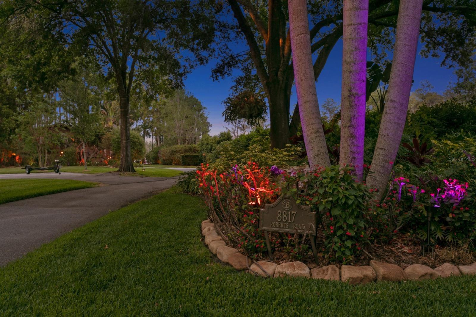 Listing photo id 7 for 8817 Roberts Road