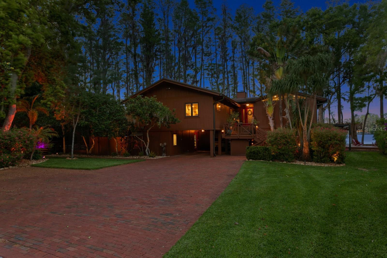 Listing photo id 89 for 8817 Roberts Road