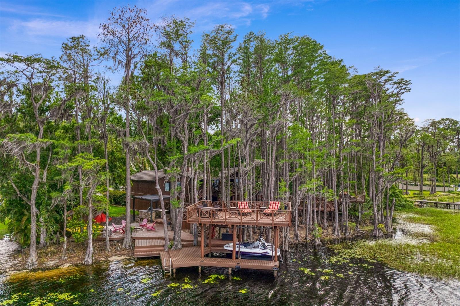 Listing photo id 96 for 8817 Roberts Road