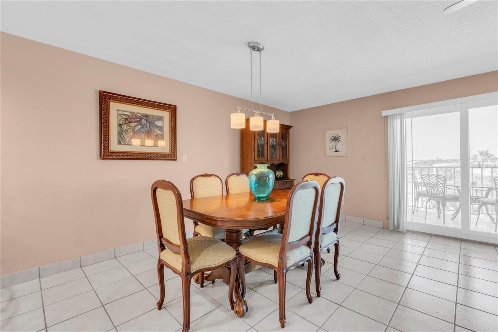 Image 15 of 41 For 19610 Gulf Boulevard 308