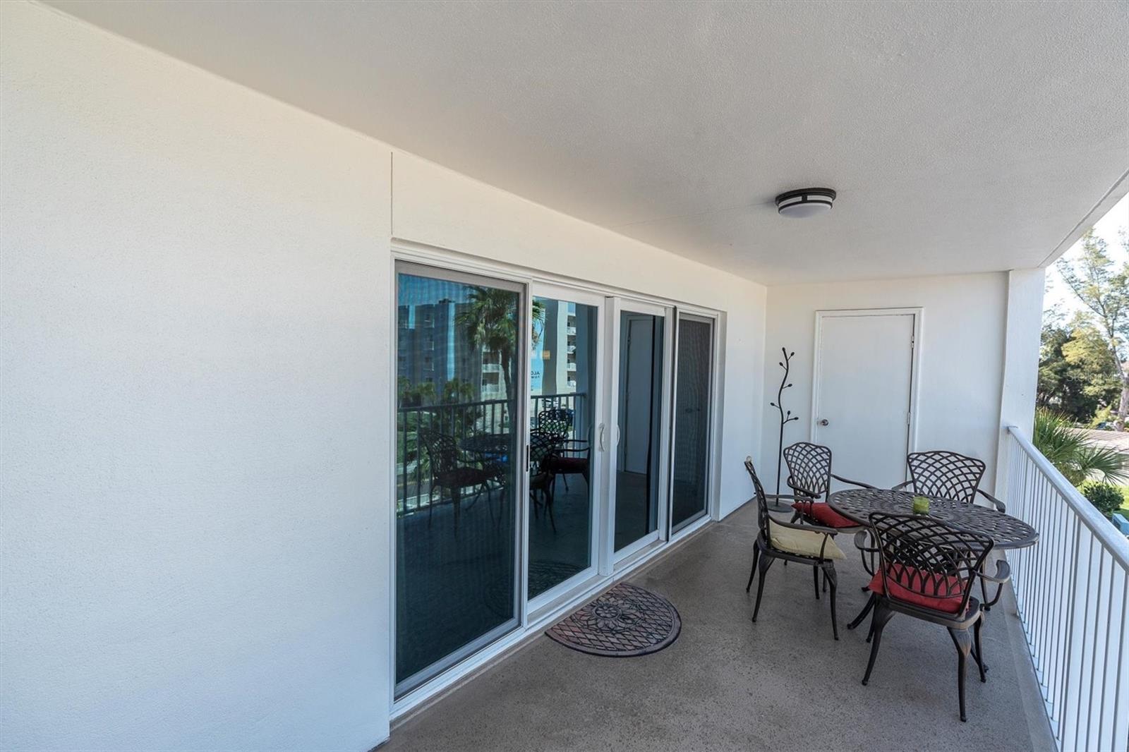 Image 25 of 41 For 19610 Gulf Boulevard 308
