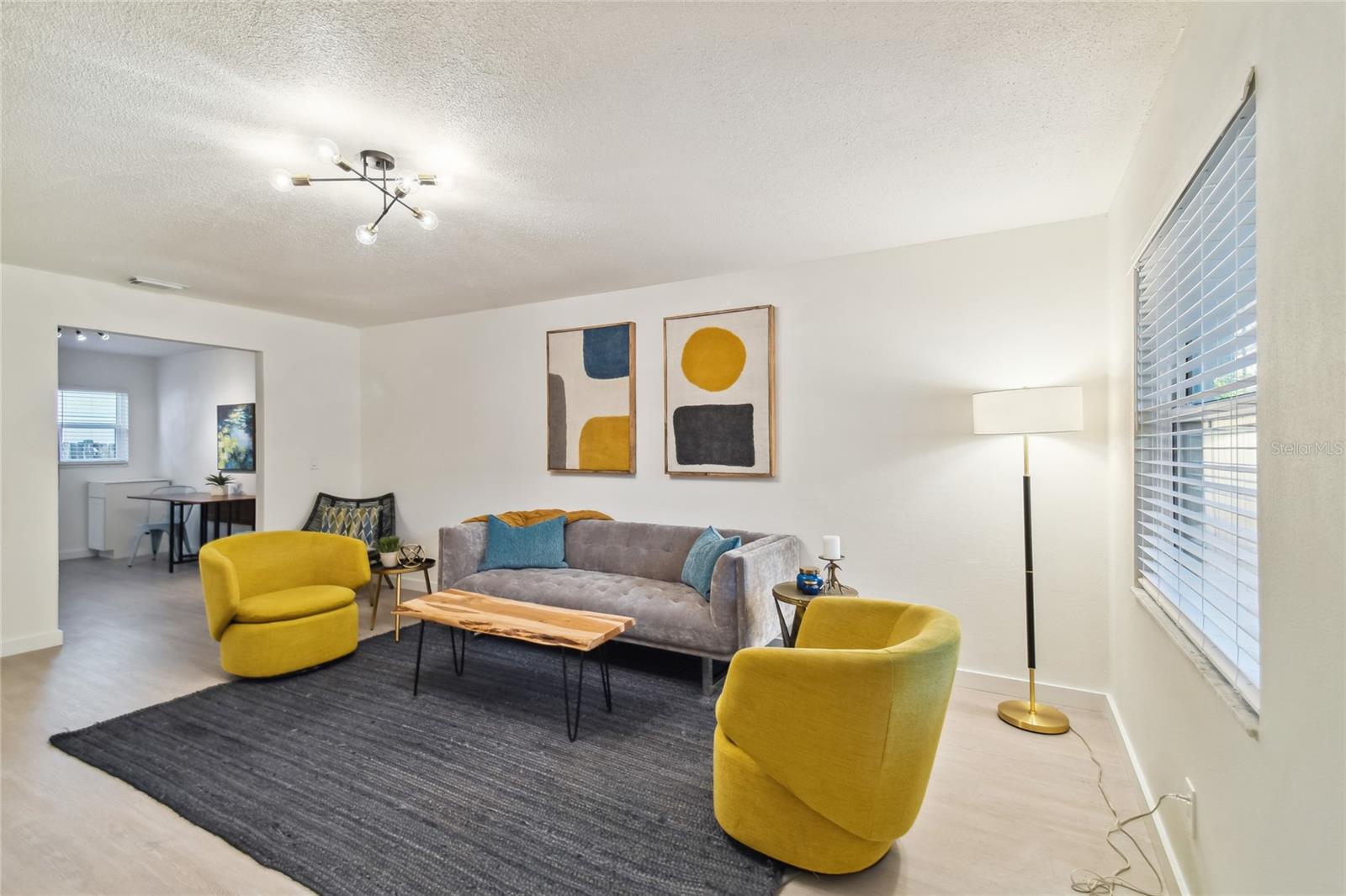 Image 3 of 10 For 6422 Adelia Avenue