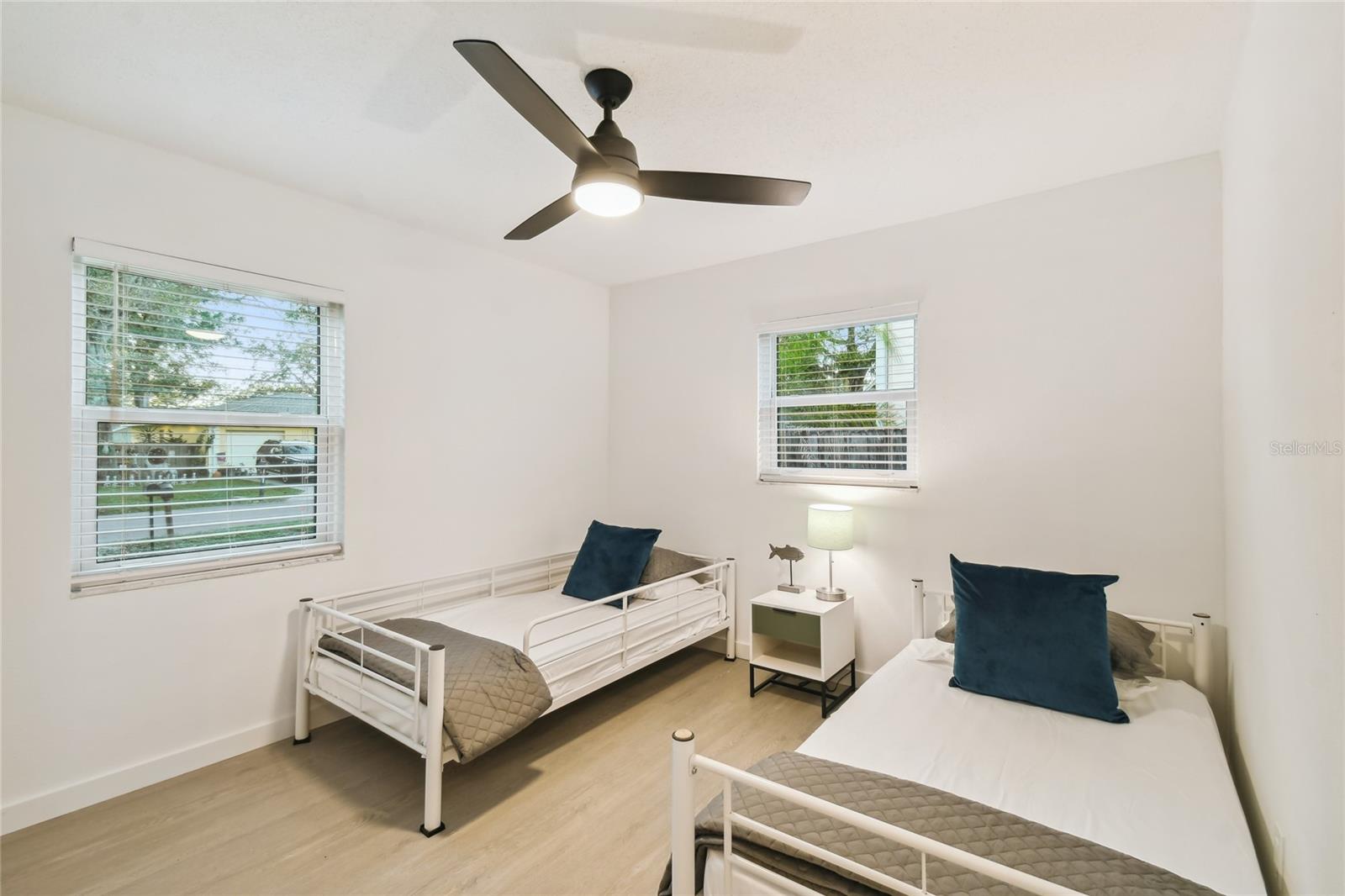 Image 8 of 10 For 6422 Adelia Avenue