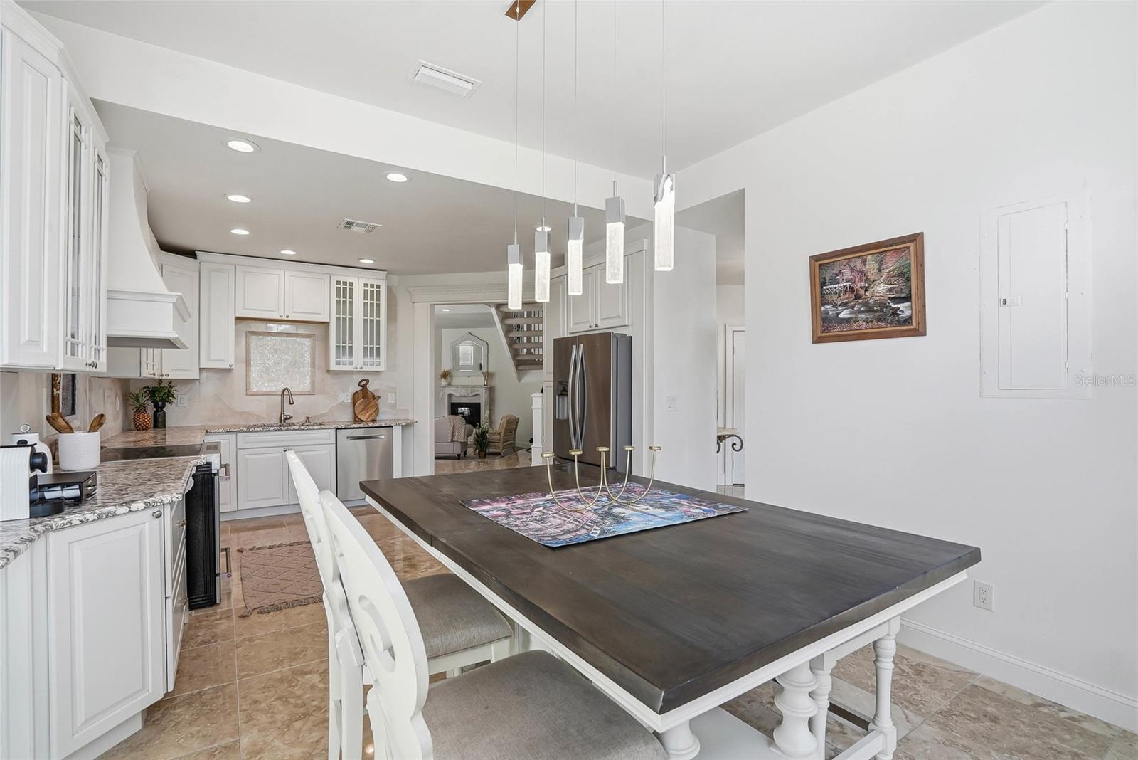Image 13 of 72 For 18740 Wimbledon Circle