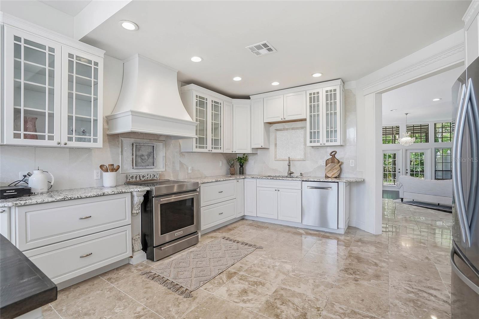 Image 14 of 72 For 18740 Wimbledon Circle