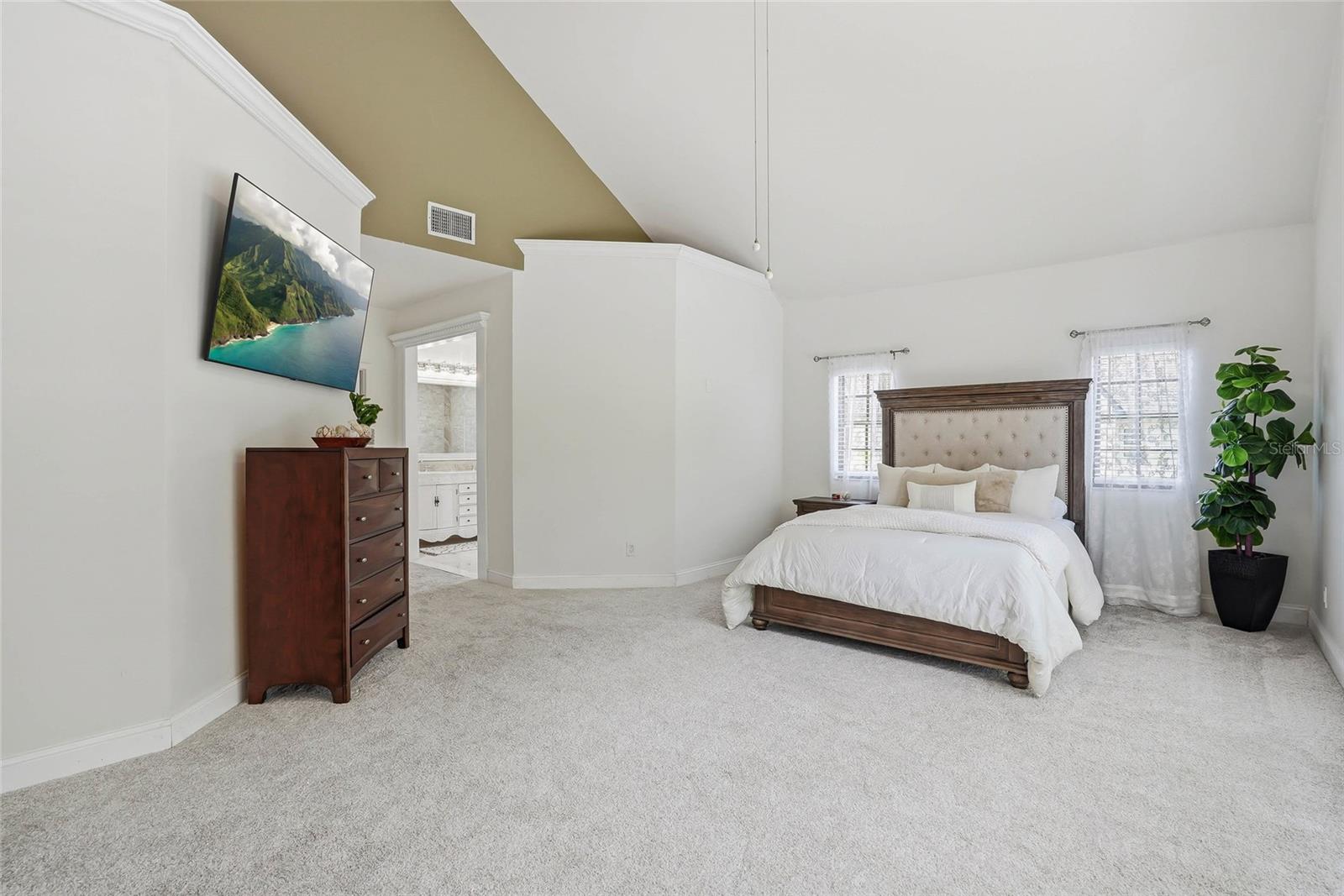 Image 34 of 72 For 18740 Wimbledon Circle