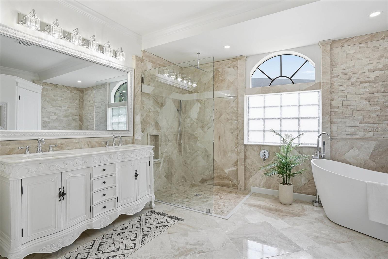 Image 35 of 72 For 18740 Wimbledon Circle