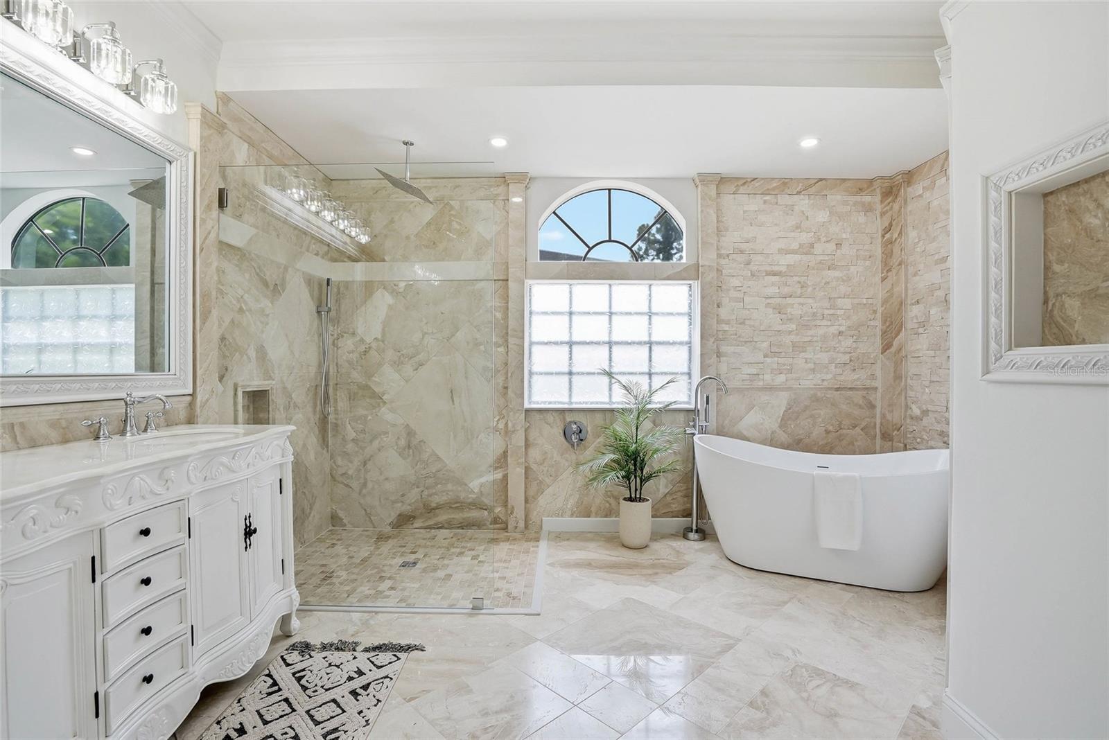 Image 36 of 72 For 18740 Wimbledon Circle