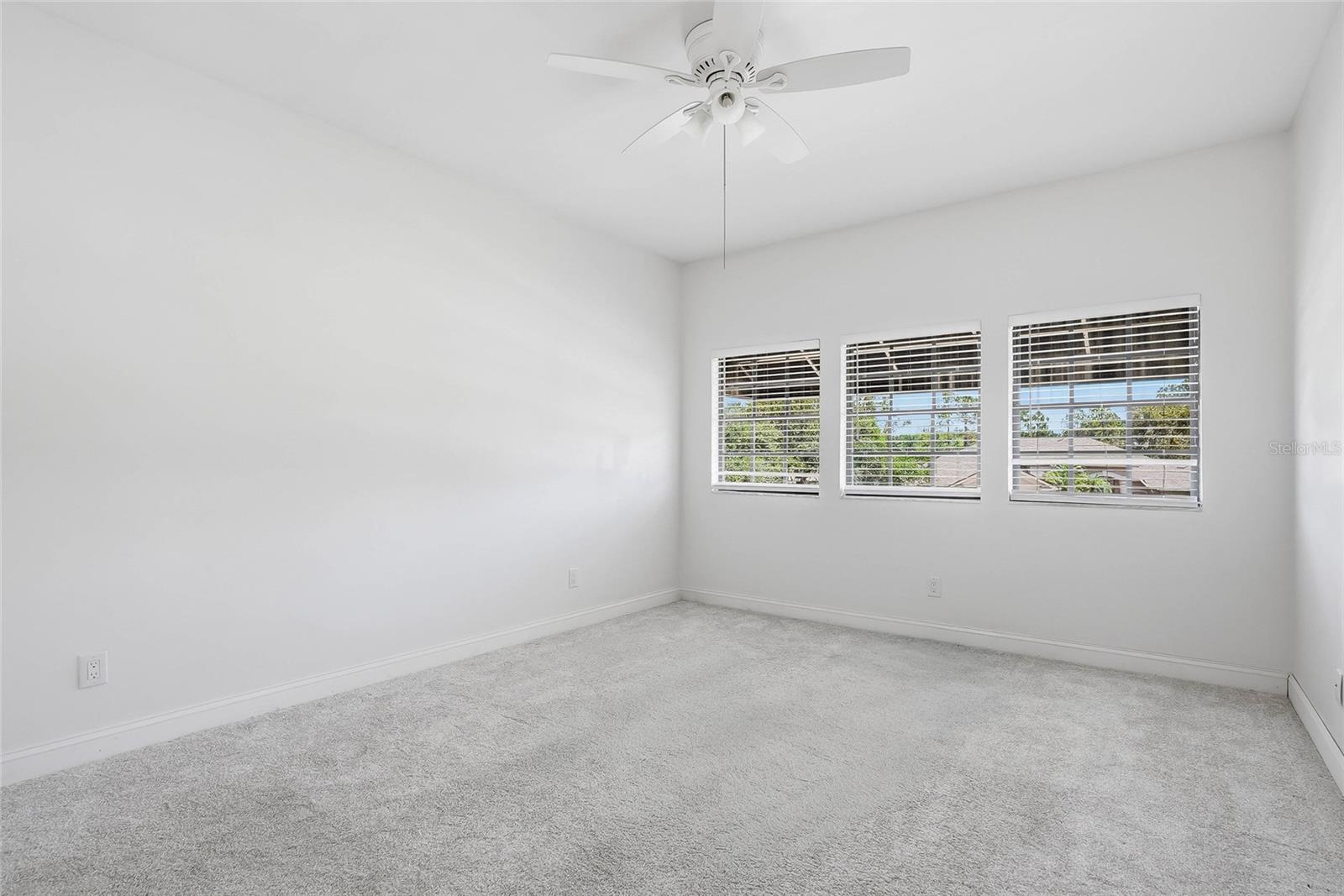 Image 41 of 72 For 18740 Wimbledon Circle
