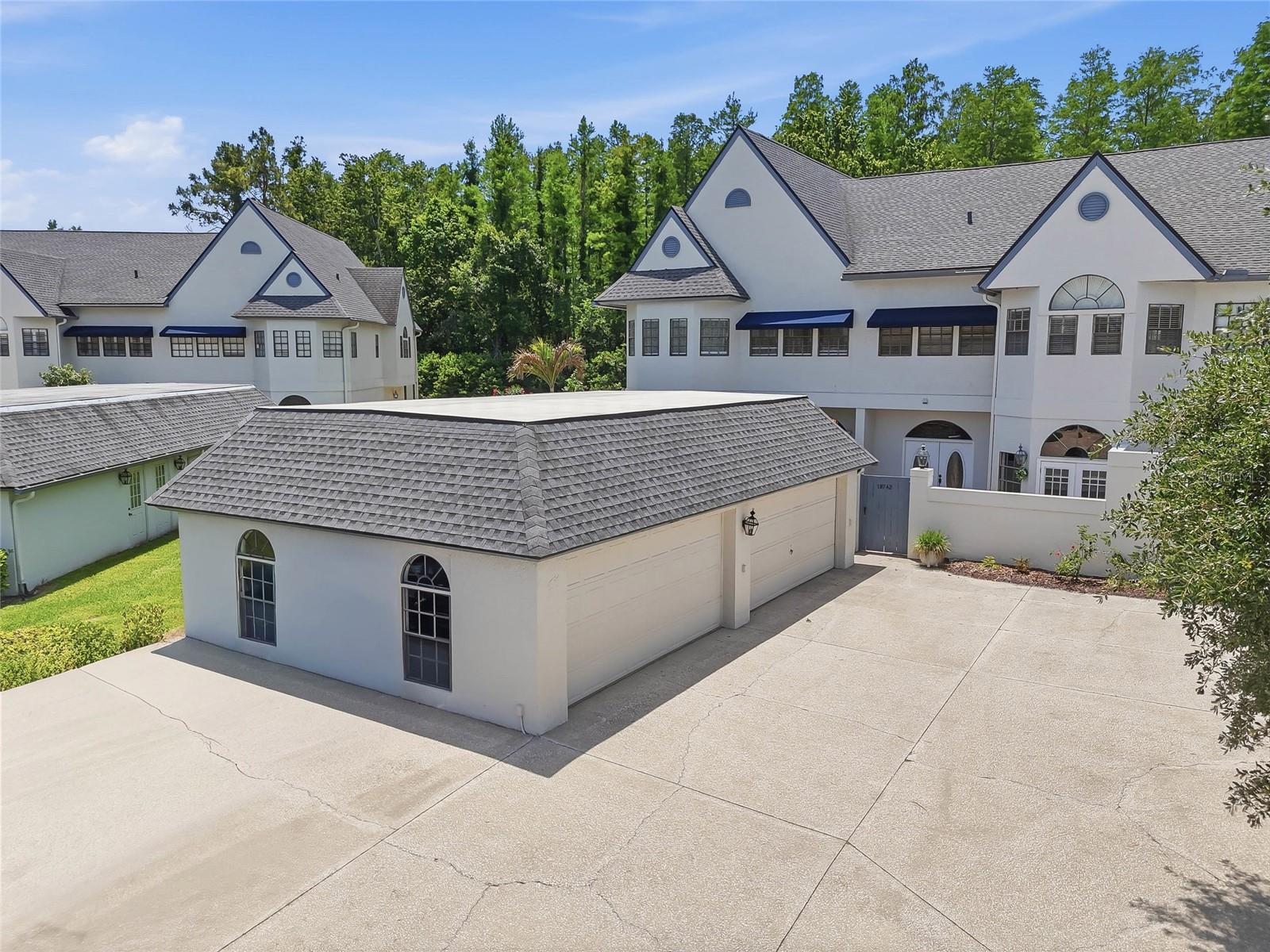 Image 58 of 72 For 18740 Wimbledon Circle