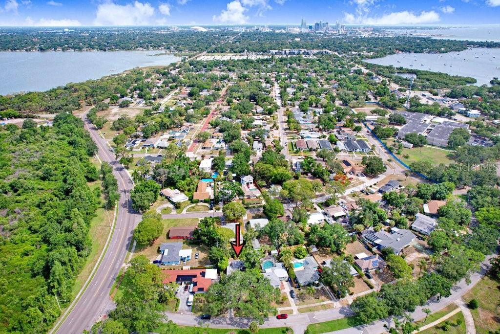 Image 23 of 28 For 779 Bayou Blvd S