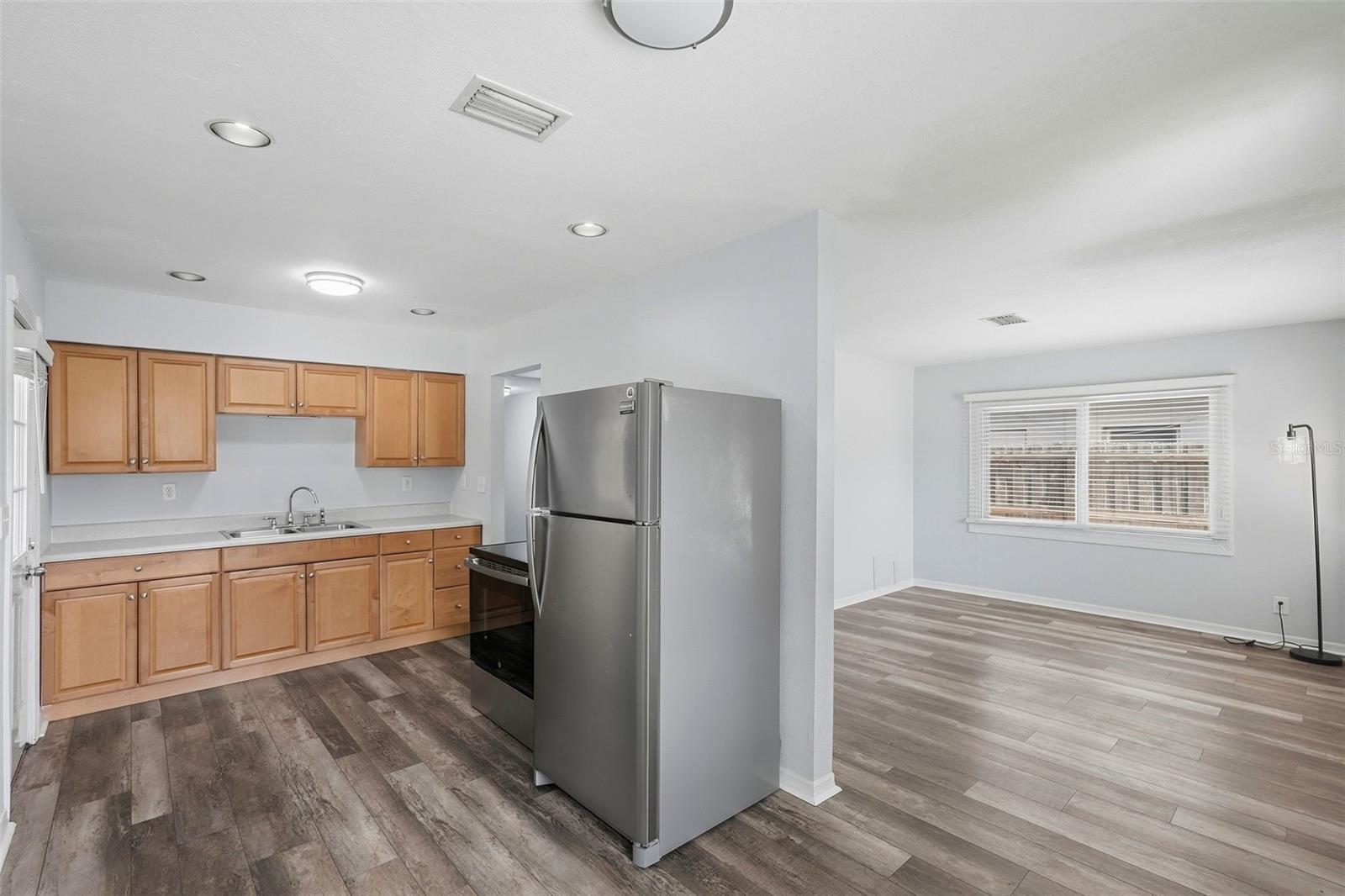 Image 6 of 24 For 3538 71st Street N