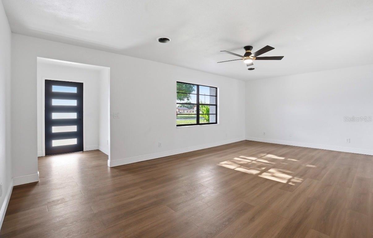 Image 4 of 14 For 6111 18th Street