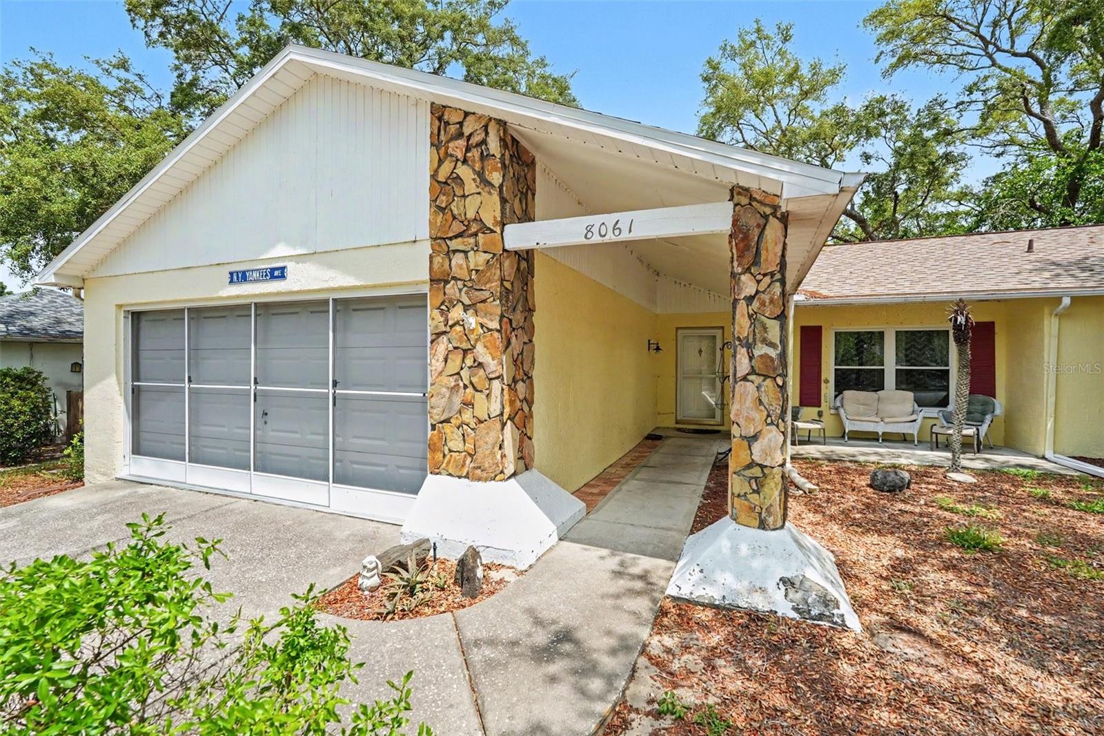 Details for 8061 Philatelic Dr, SPRING HILL, FL 34606