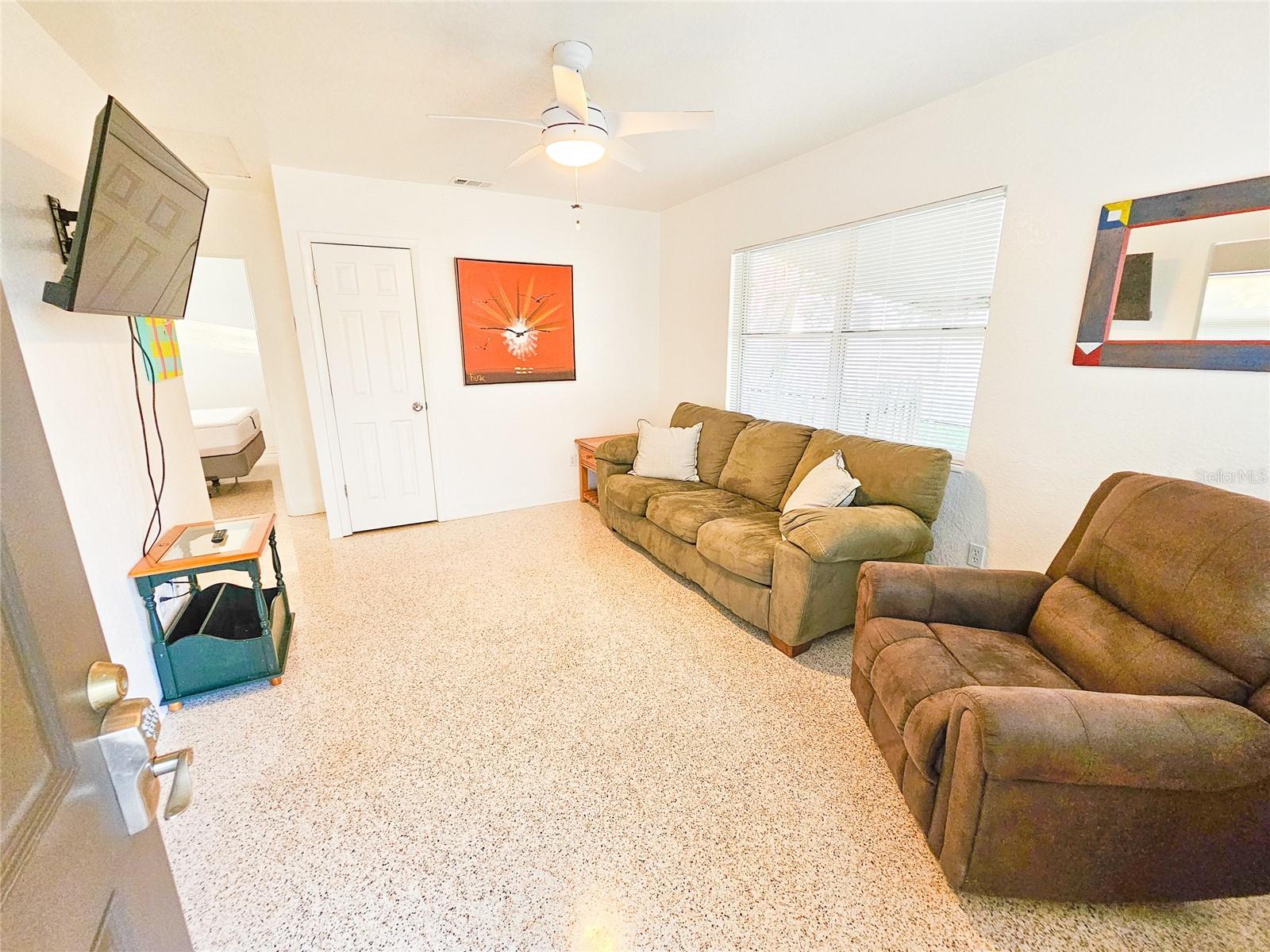 Image 2 of 9 For 5608 18th Avenue S