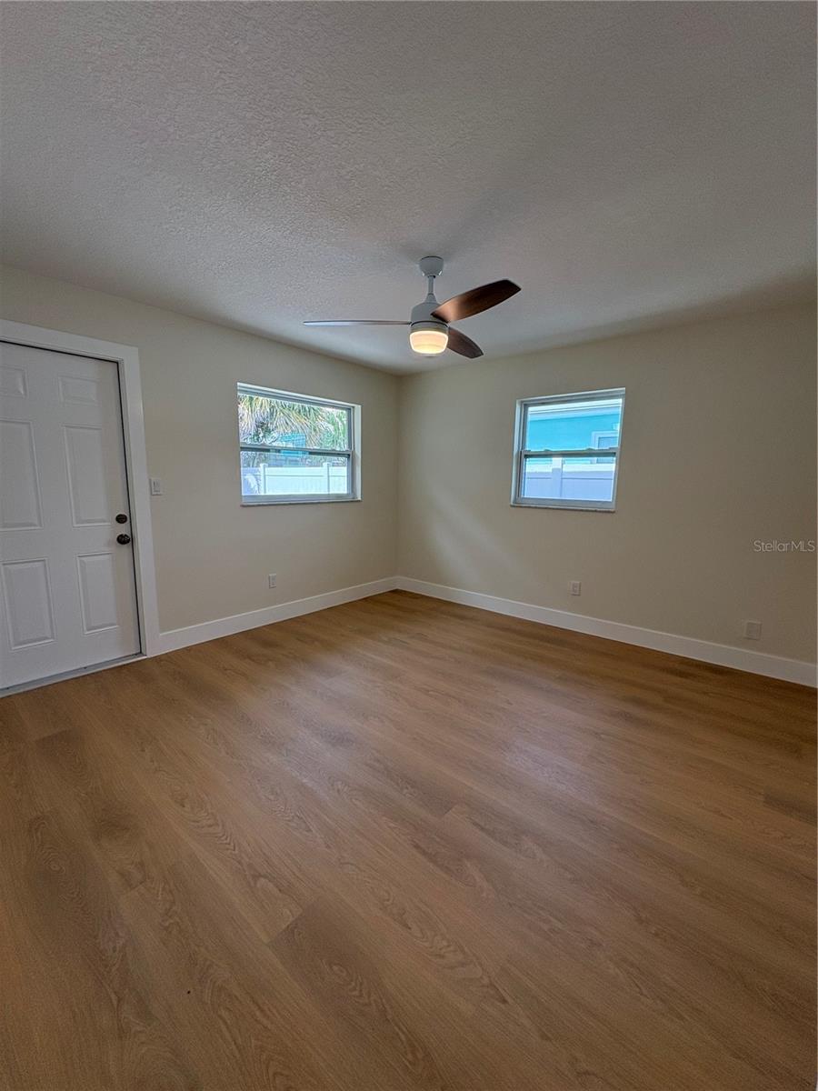 Image 6 of 10 For 152 175th Terrace Drive E B