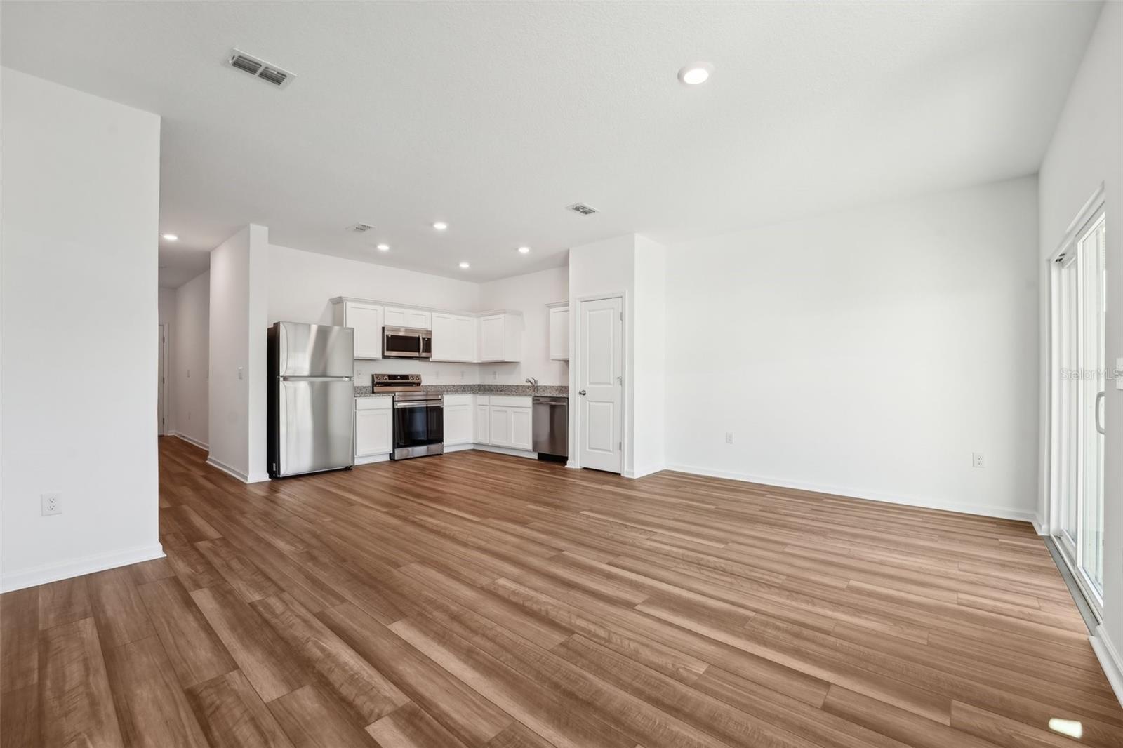 Image 11 of 33 For 14860 Lucca Way