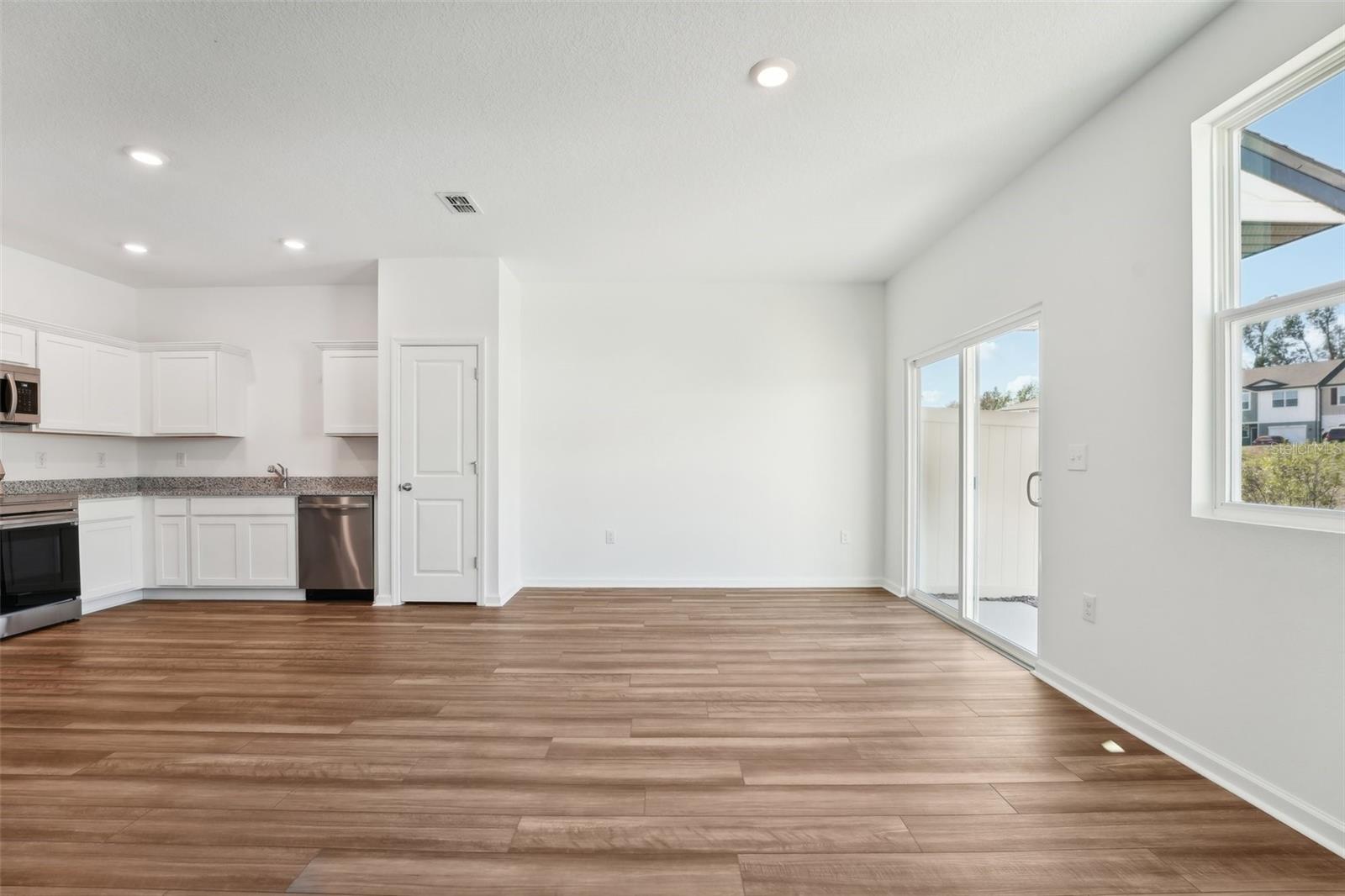 Image 12 of 33 For 14860 Lucca Way