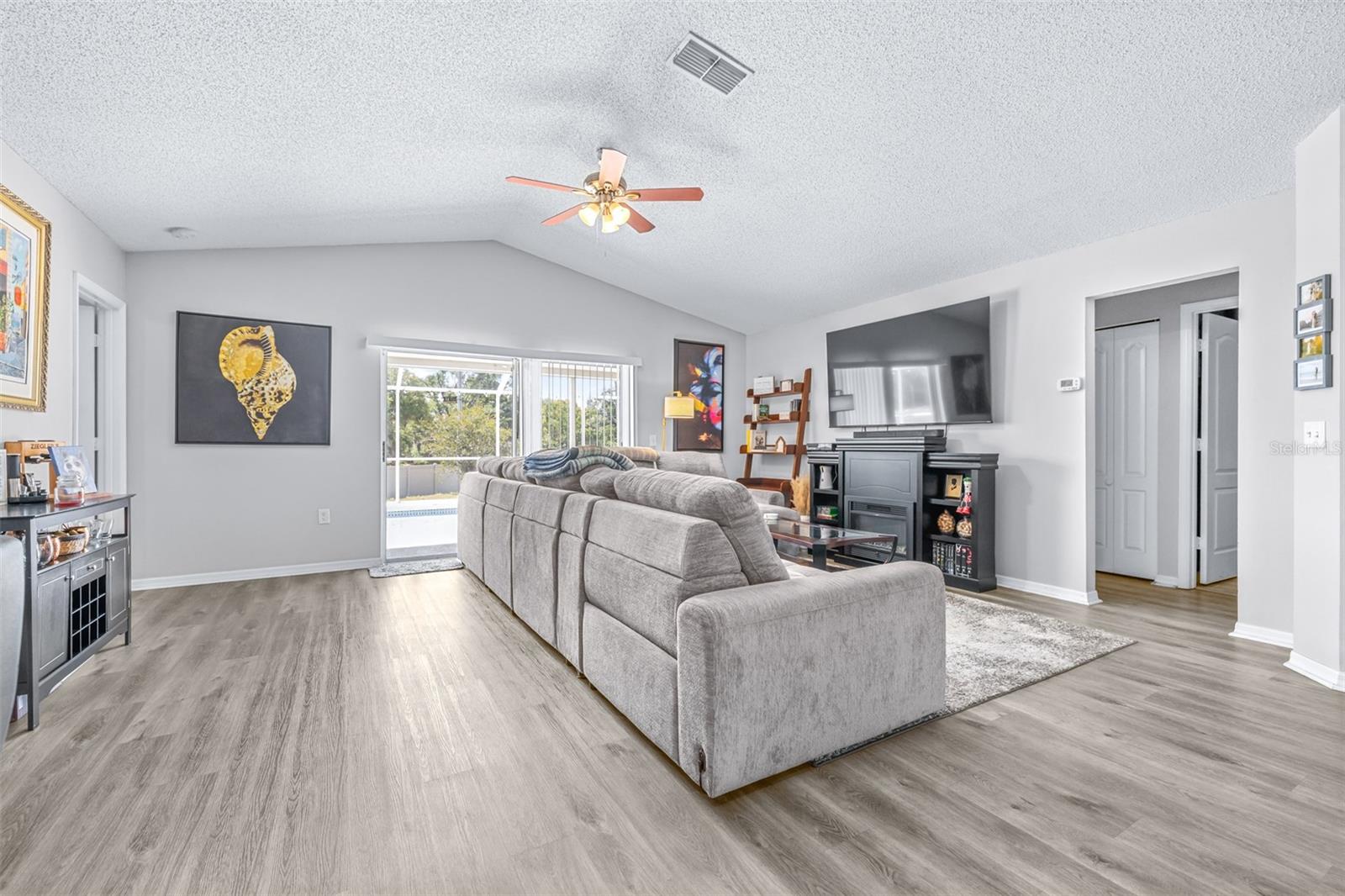 Image 10 of 58 For 1016 Malletwood Drive