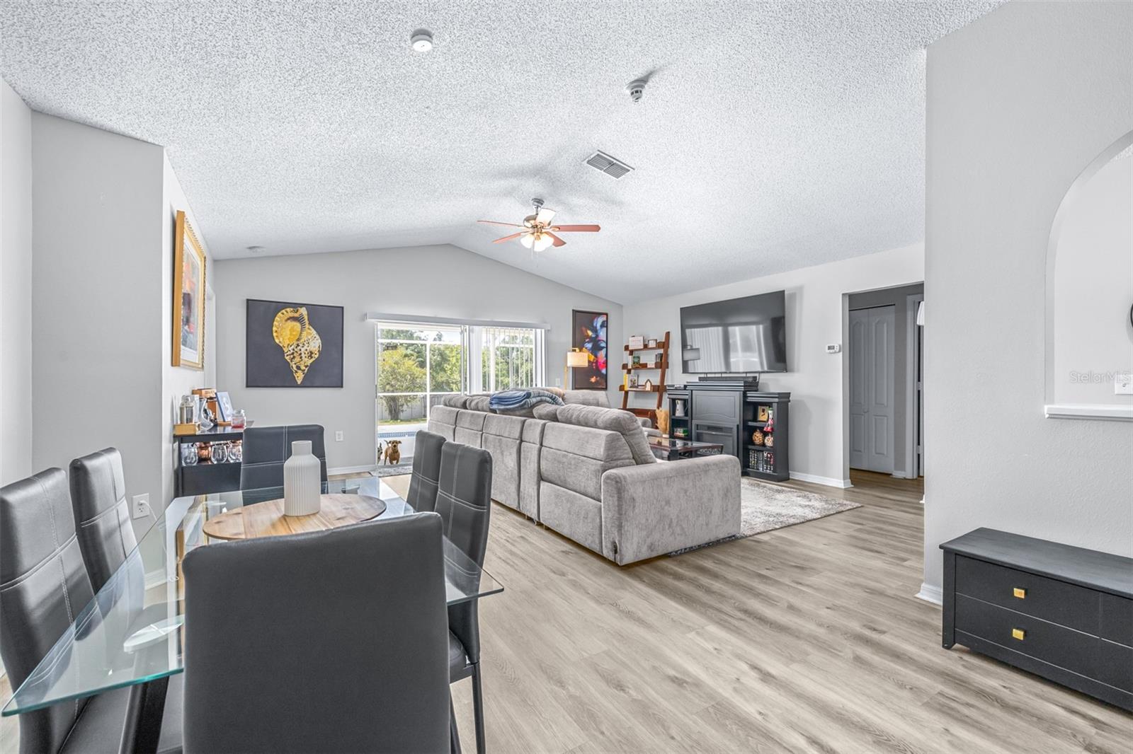 Image 13 of 58 For 1016 Malletwood Drive