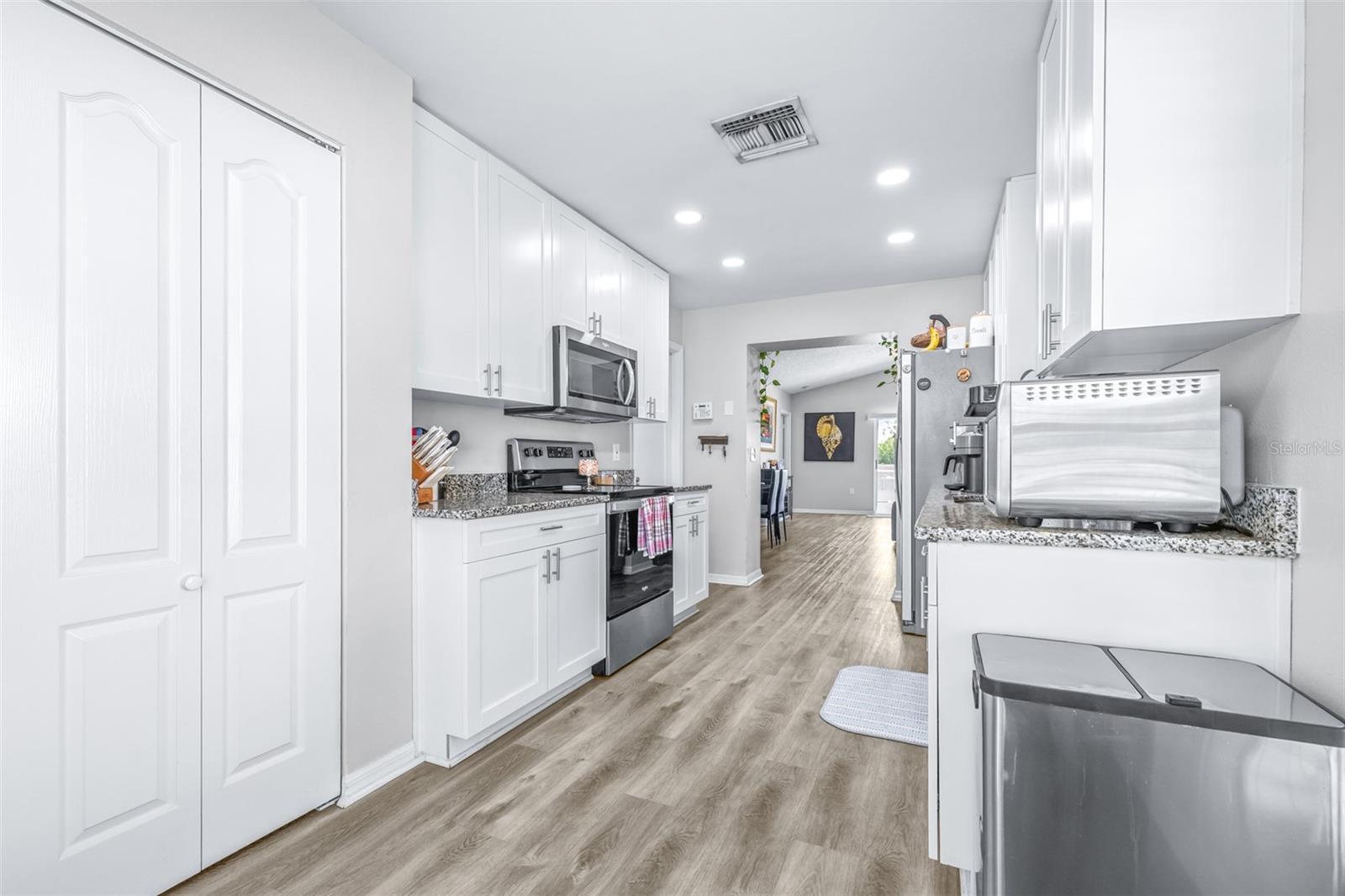 Image 19 of 58 For 1016 Malletwood Drive