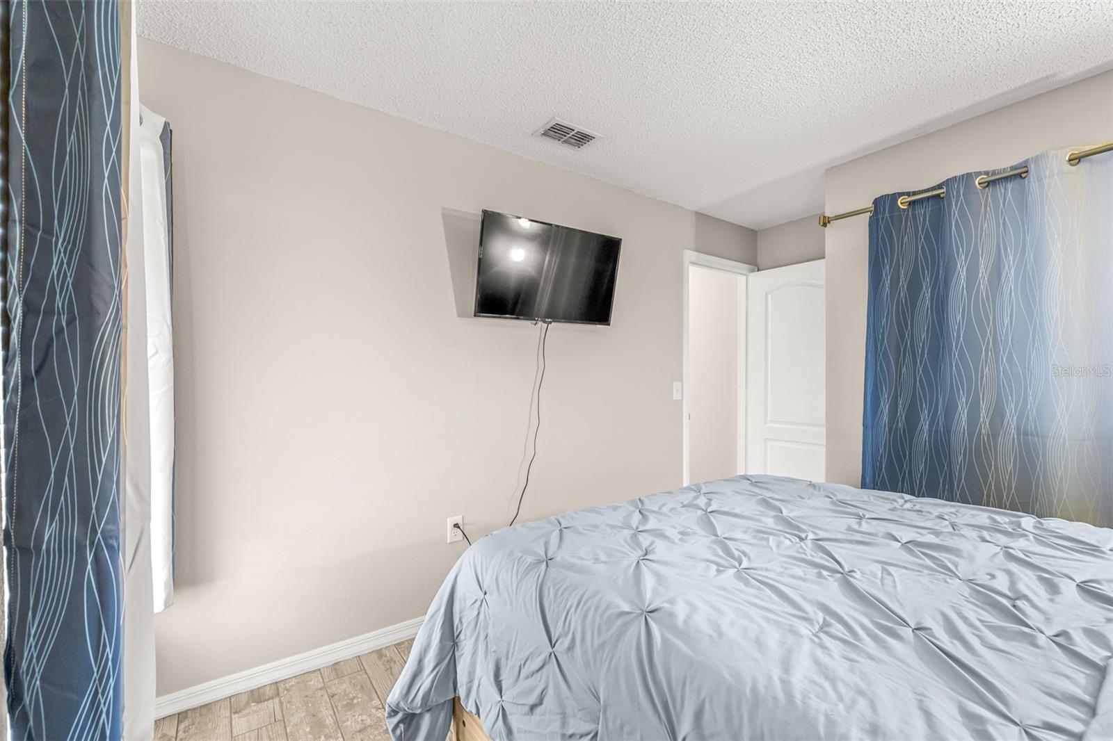 Image 34 of 58 For 1016 Malletwood Drive