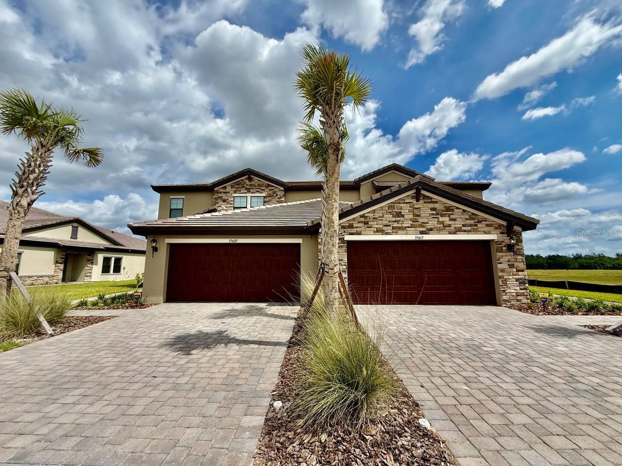 Image 3 of 52 For 35609 Stableton Lane