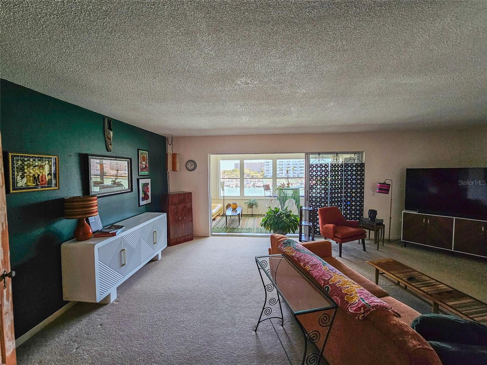Image 6 of 30 For 5940 30th Avenue S 303