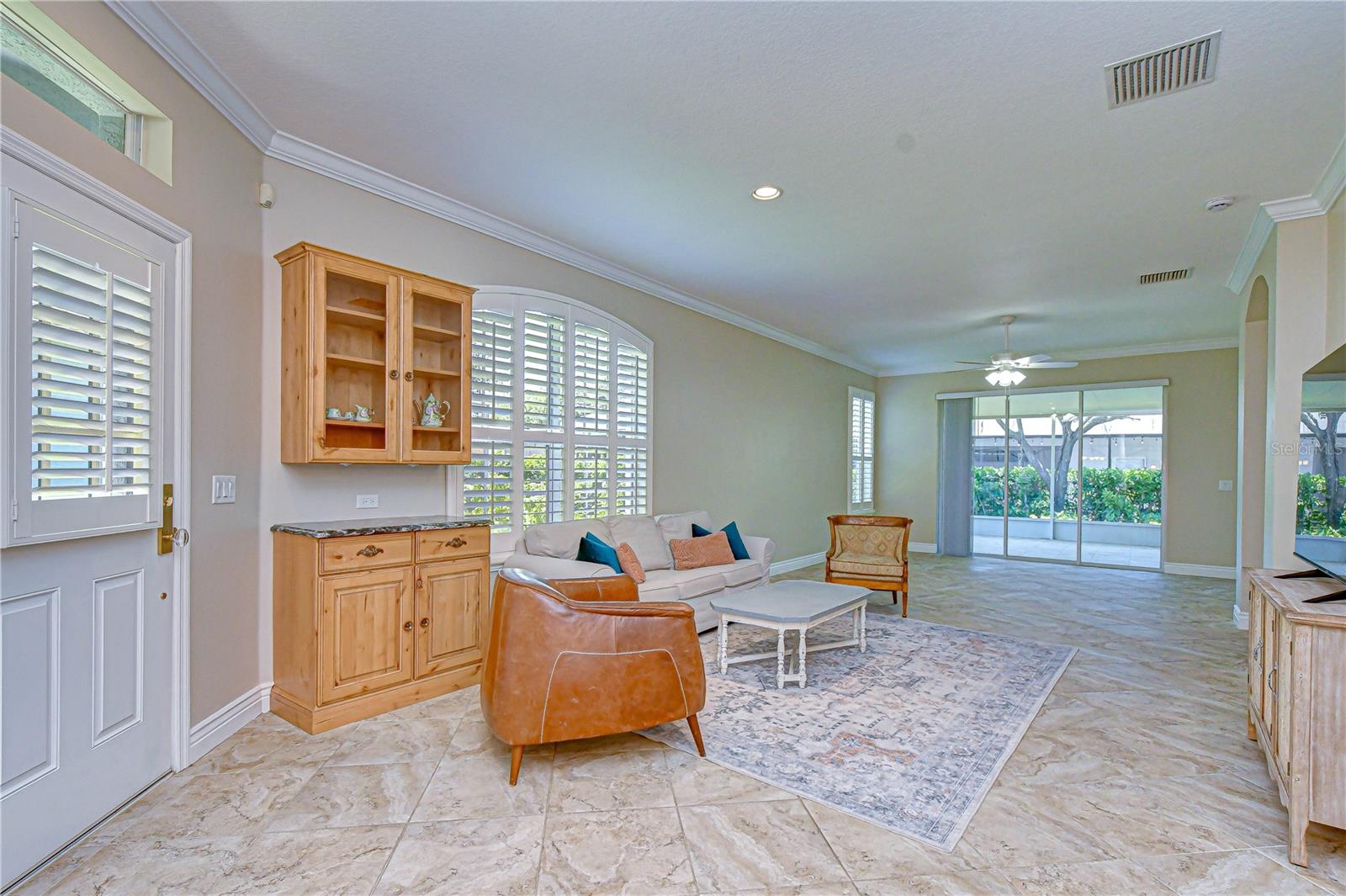Image 11 of 42 For 6069 Sandhill Ridge Drive