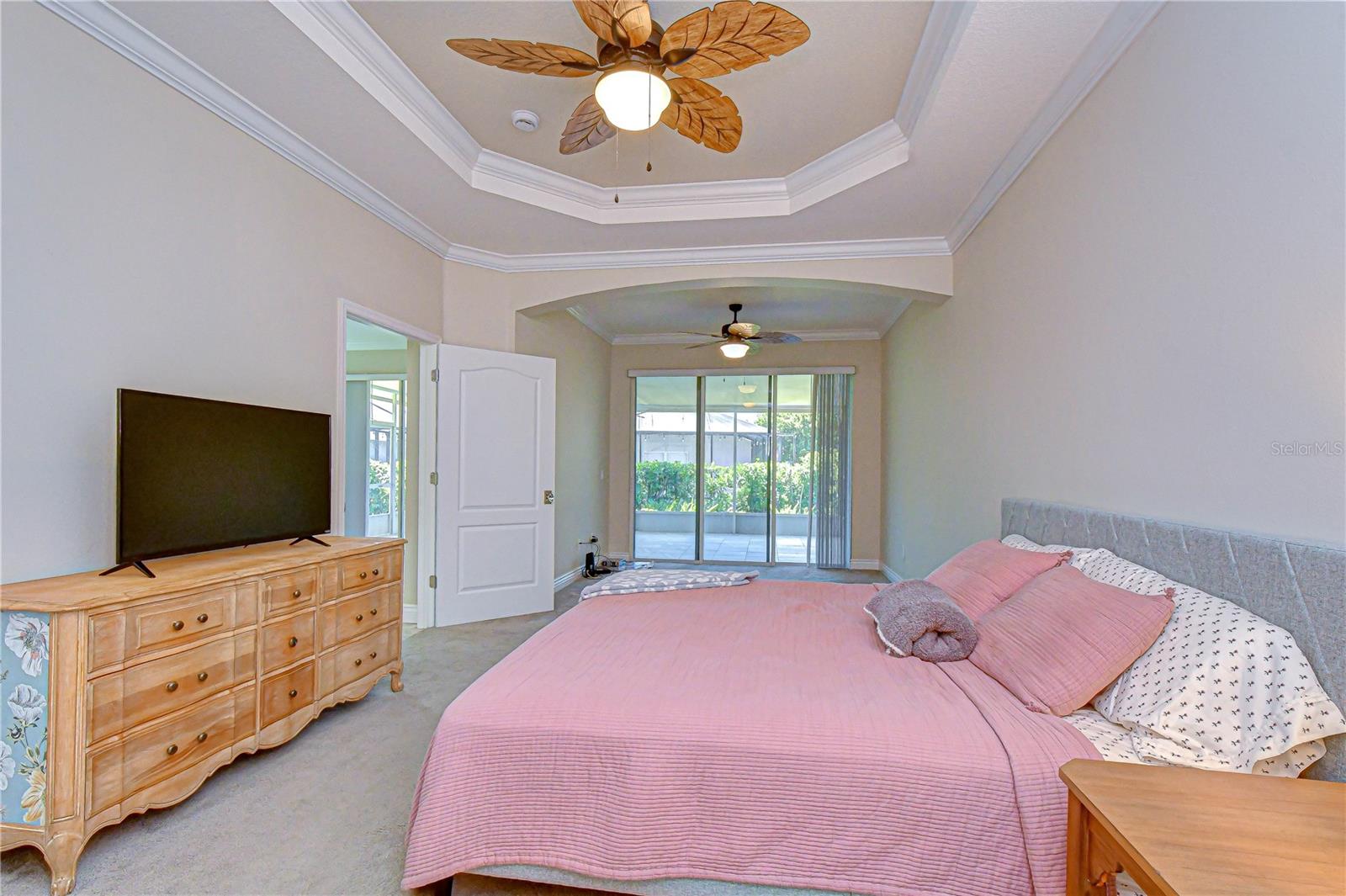 Image 16 of 42 For 6069 Sandhill Ridge Drive