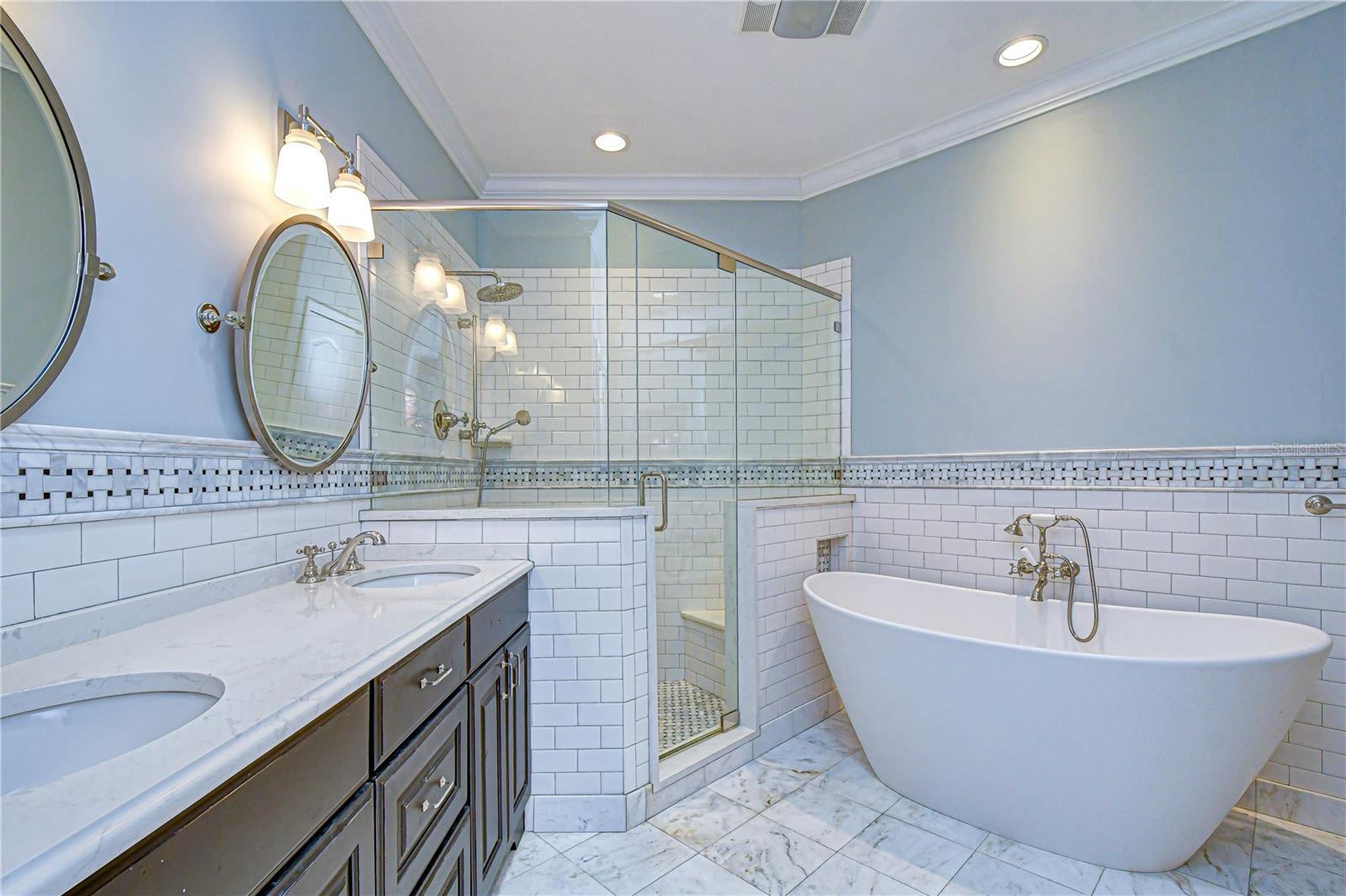 Image 19 of 42 For 6069 Sandhill Ridge Drive