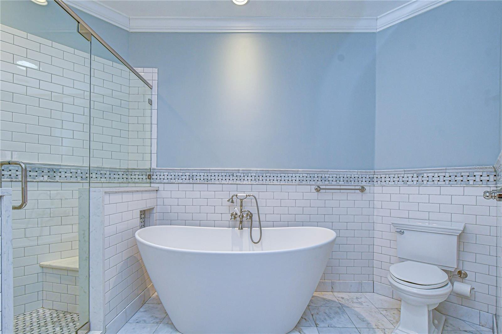Image 20 of 42 For 6069 Sandhill Ridge Drive