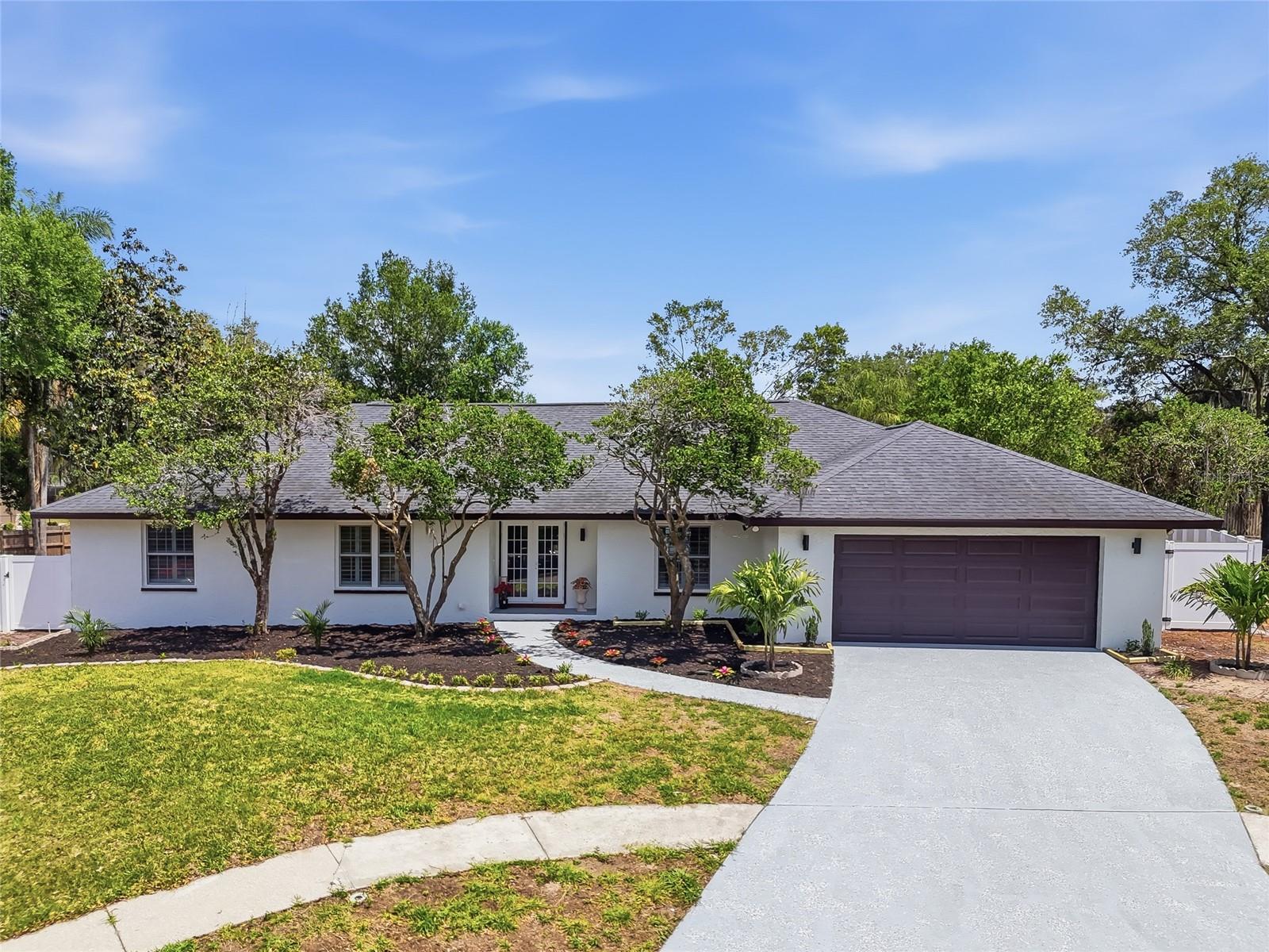 Details for 2540 Laurelwood Lane, VALRICO, FL 33596