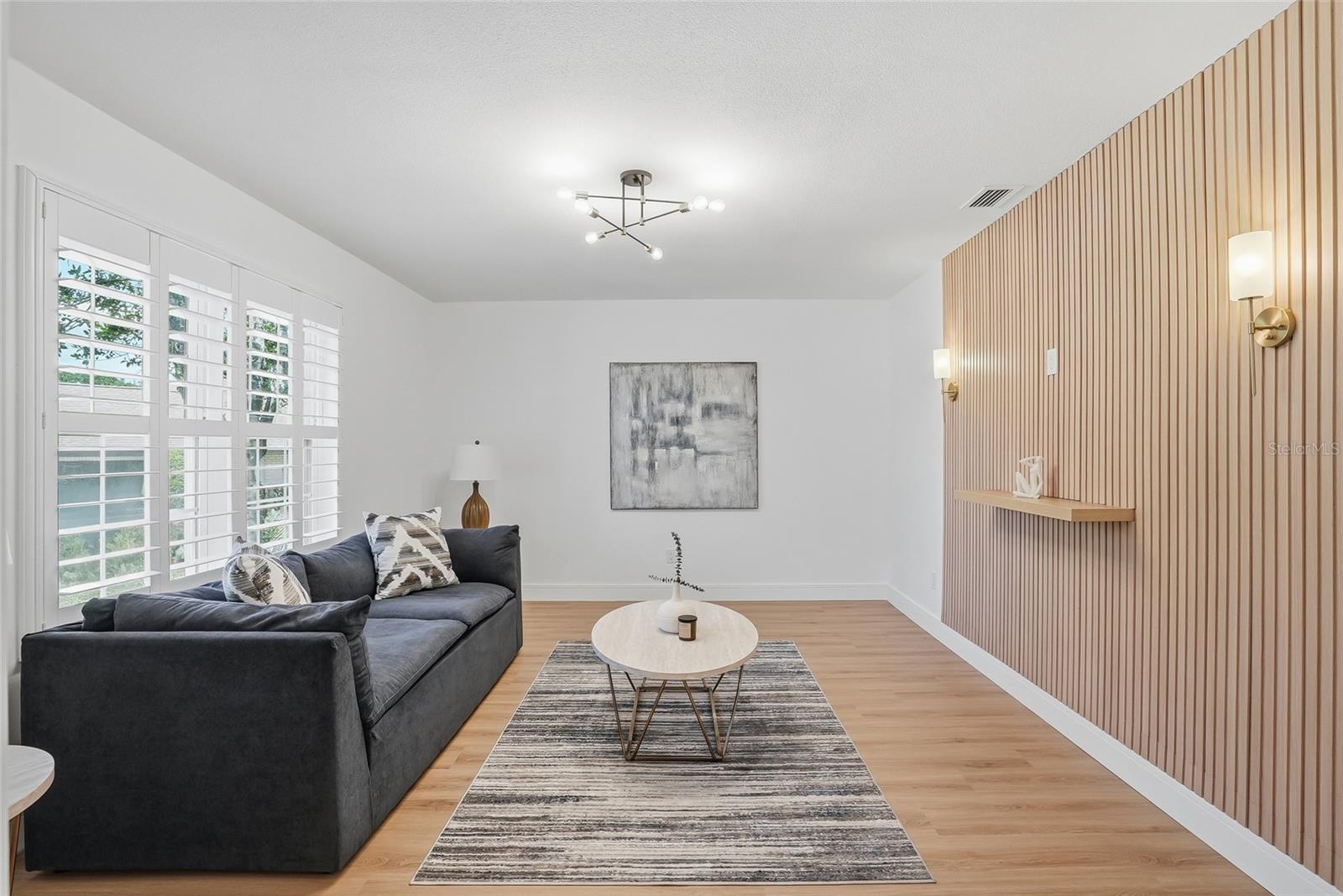 Image 12 of 62 For 2540 Laurelwood Lane