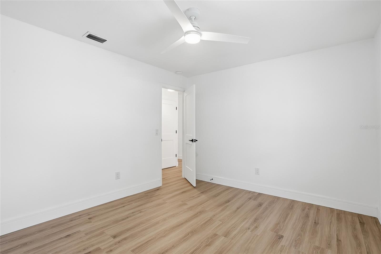 Image 47 of 62 For 2540 Laurelwood Lane