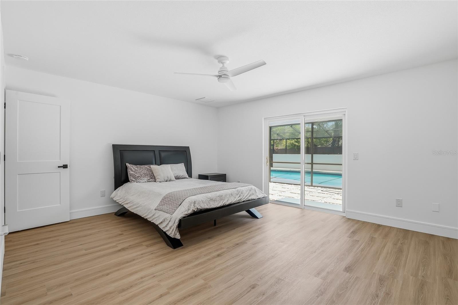 Image 49 of 62 For 2540 Laurelwood Lane